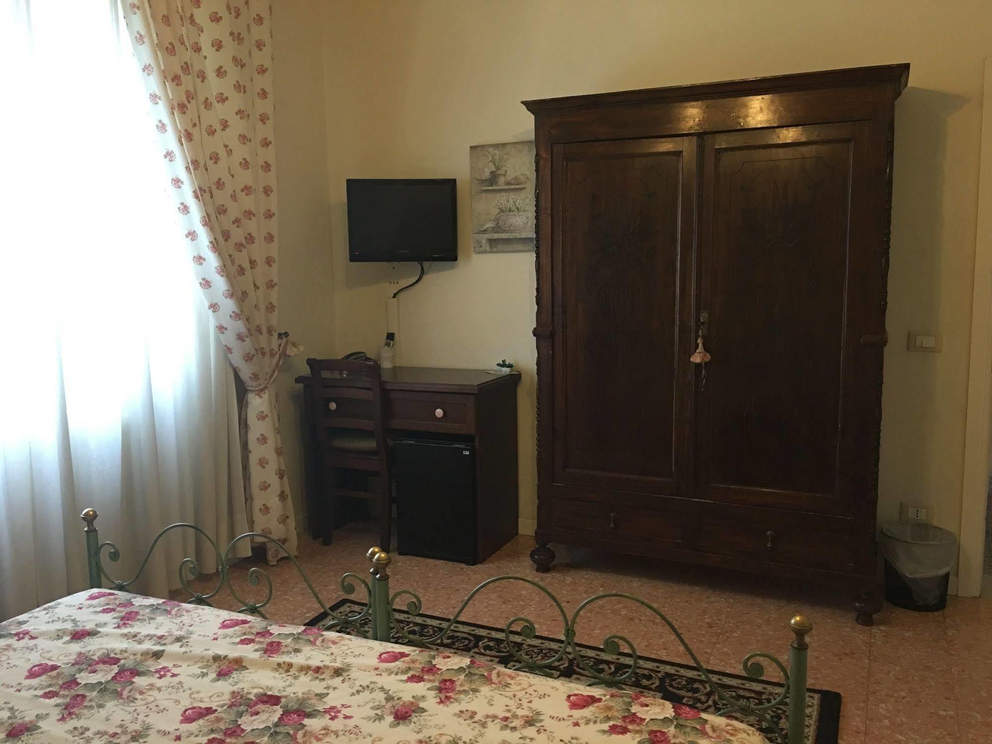 Affittacamere La Casa Di Ugo Ciglione Kültér fotó