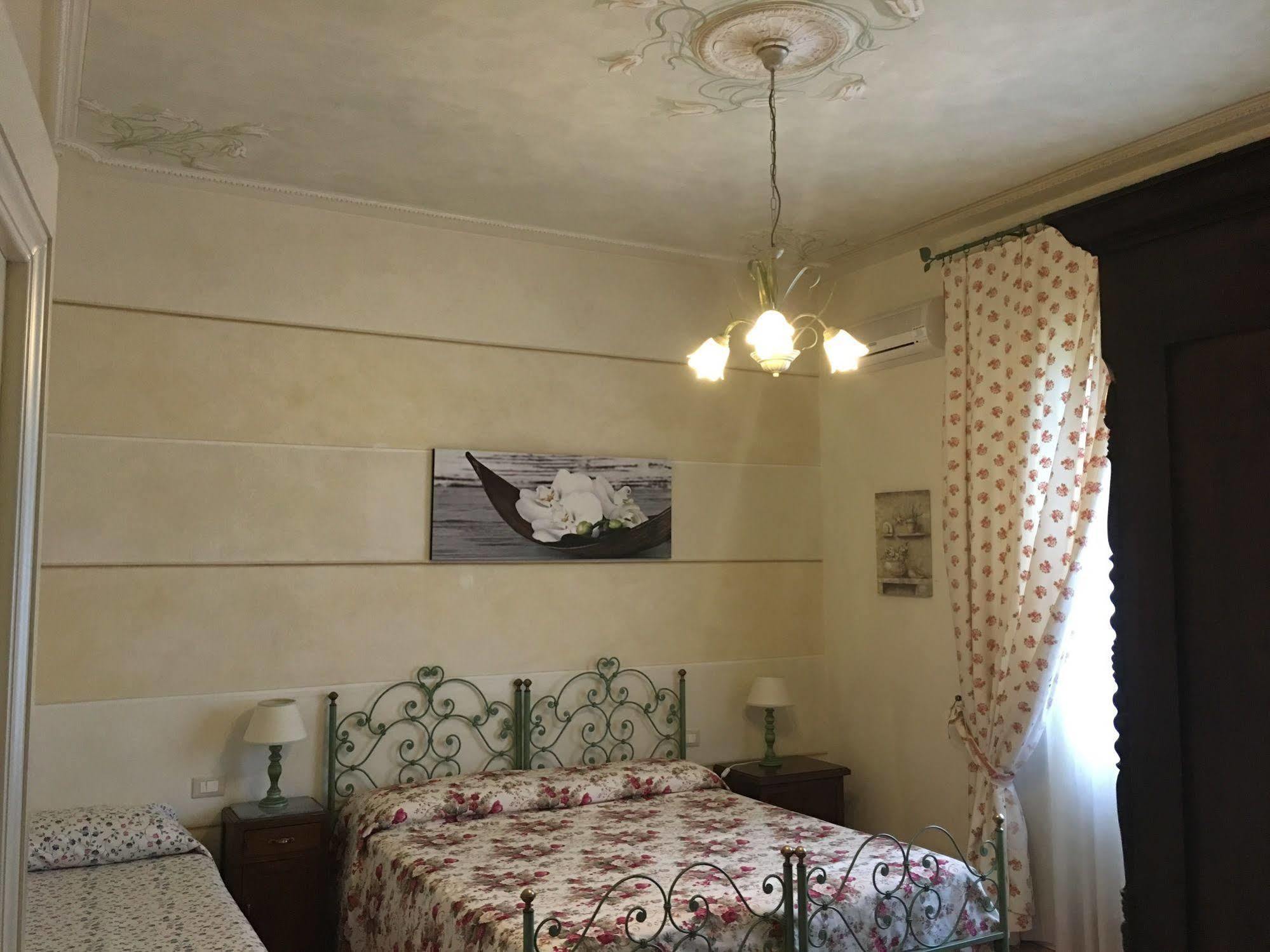 Affittacamere La Casa Di Ugo Ciglione Kültér fotó